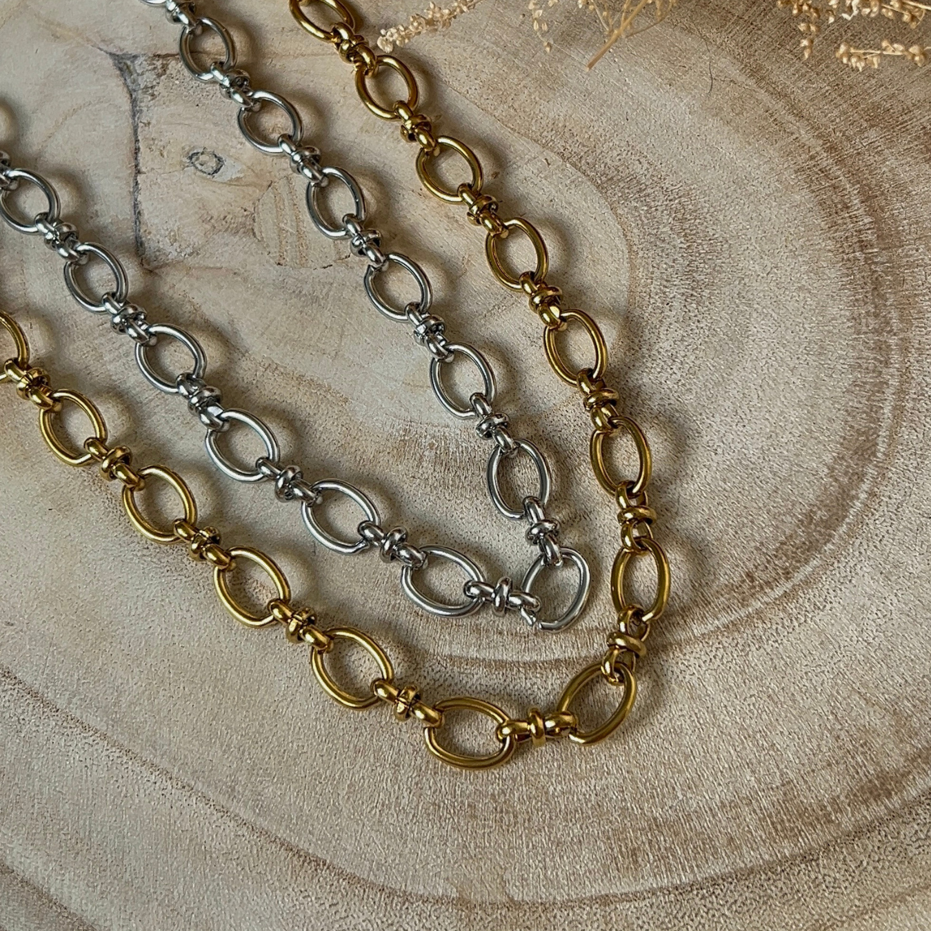 collier en doré ou argenté en acier inoxydable à personnaliser avec charms