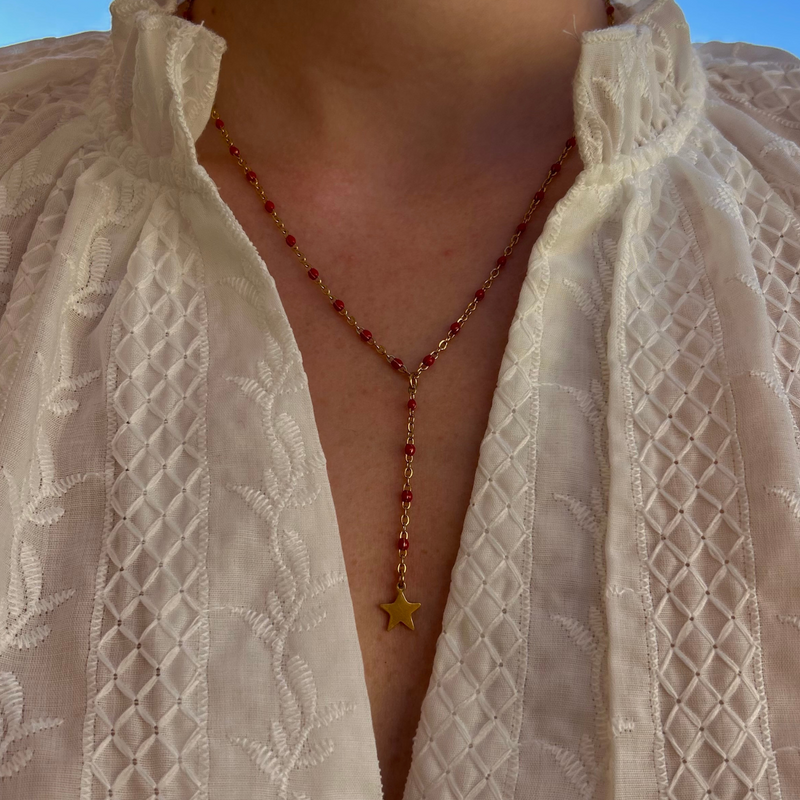 Sautoir à personnaliser avec charms, chaîne rouge en acier inoxydable