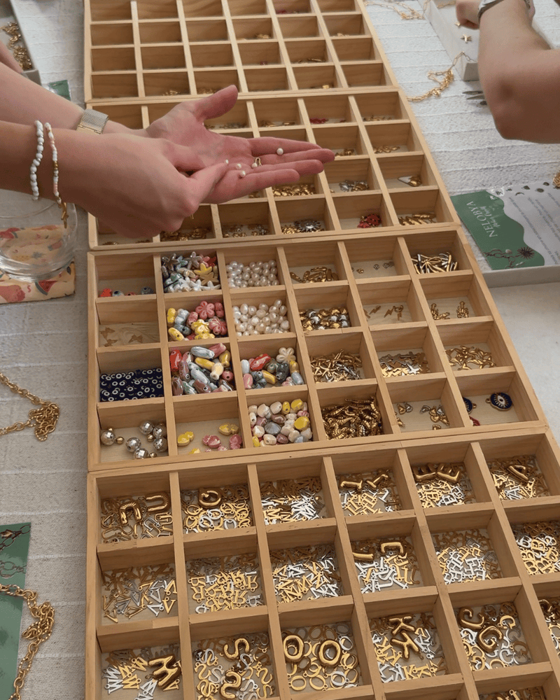 Atelier de personnalisation de bijoux