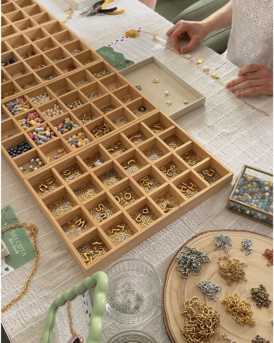 Atelier de personnalisation de bijoux