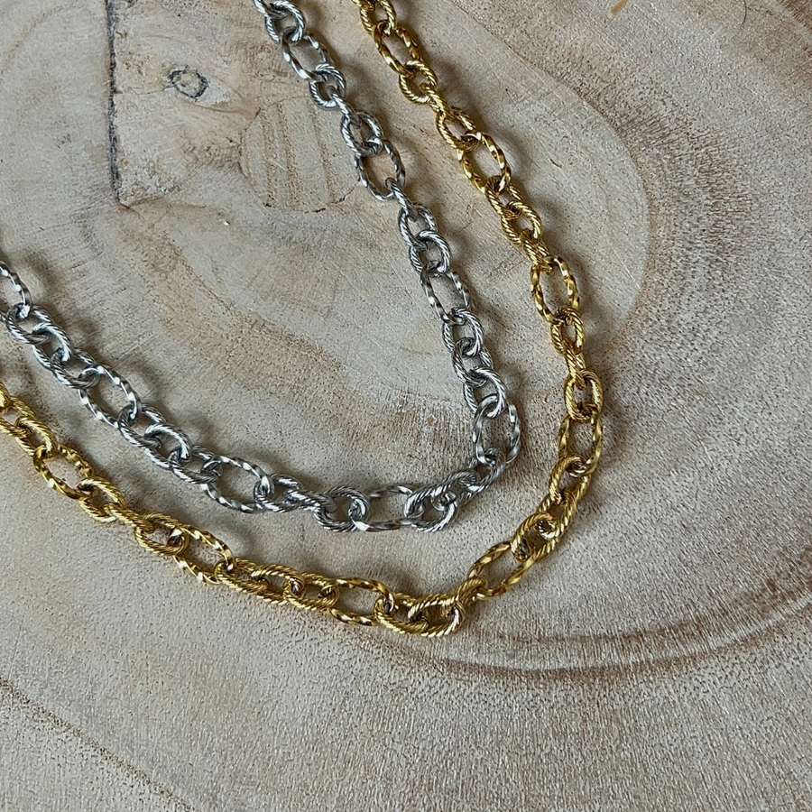 collier en doré ou argenté en acier inoxydable à personnaliser avec charms