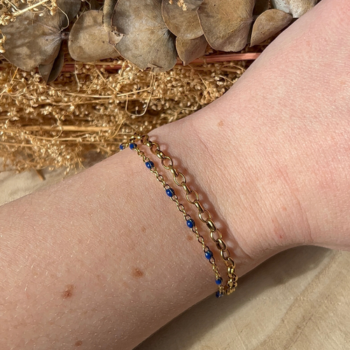 double bracelet à personnaliser en acier inoxydable doré, ici avec chaine bleu
